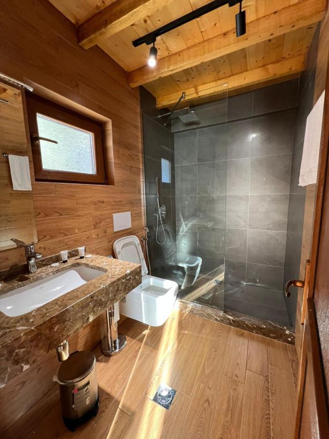 Отель Wooden House Шкодер Экстерьер фото